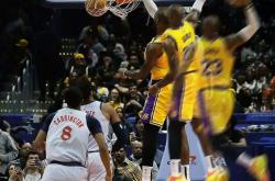 开云APP-包含湖人擒掘金，詹皇后仰篮板绝杀的词条