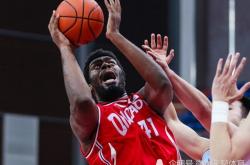 开云体育登录-掘金逆转雄鹿，高诗岩状态火热