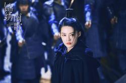 -教科书与节拍器，当加维的锐利刺穿罗马的深沉