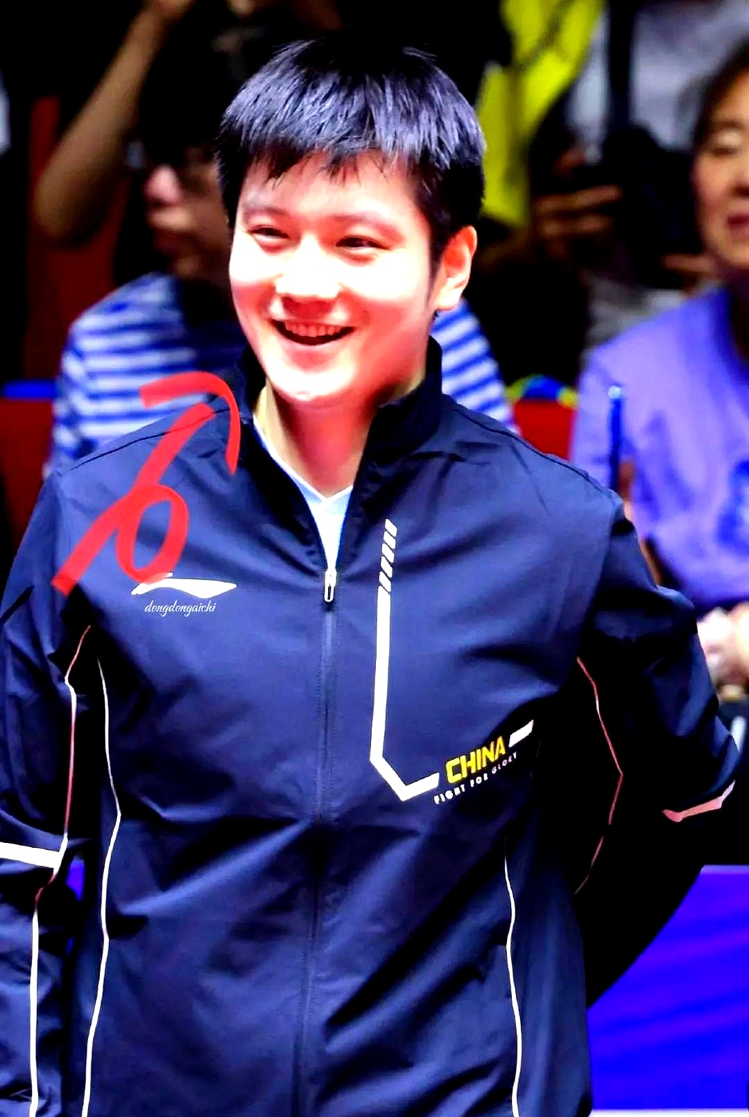 关于比利时乒乓球队翻盘英国乒乓球队，樊振东高光表现的信息