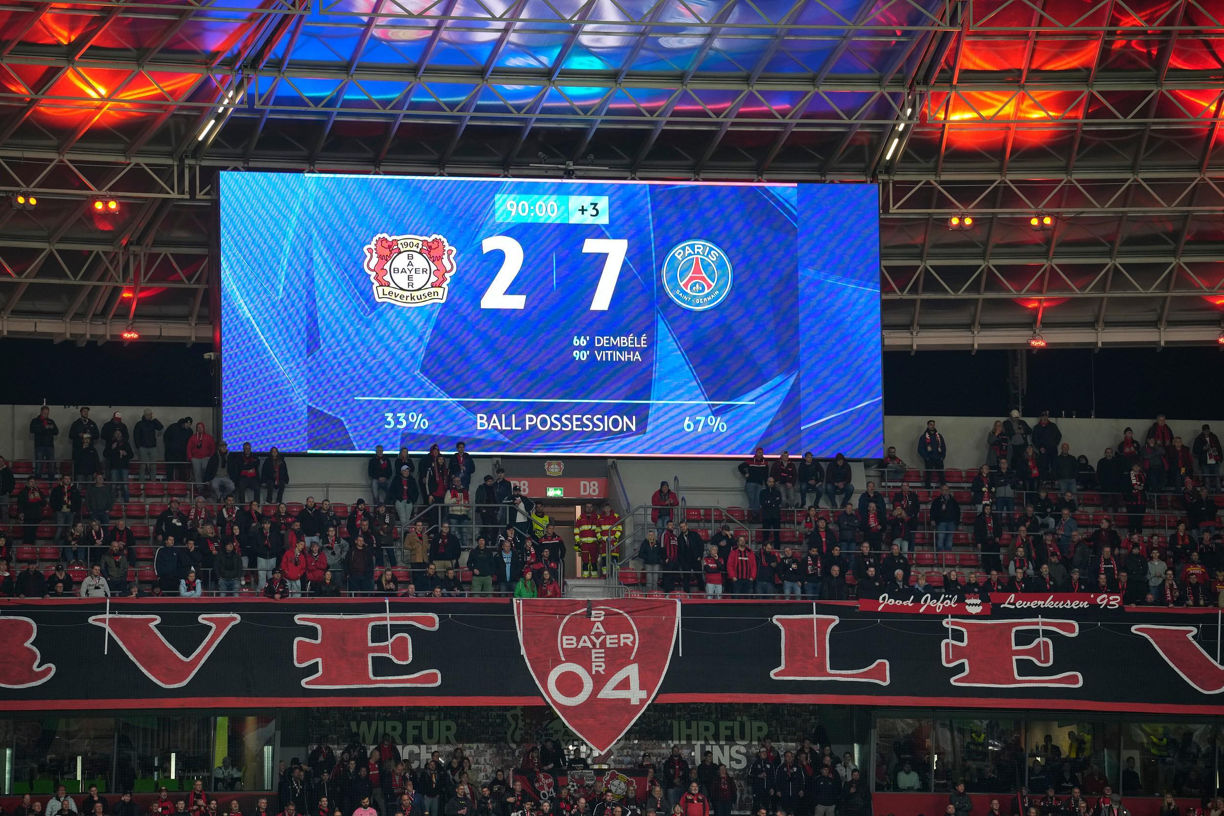 包含火力全开！欧洲杯比赛数据创纪录的词条