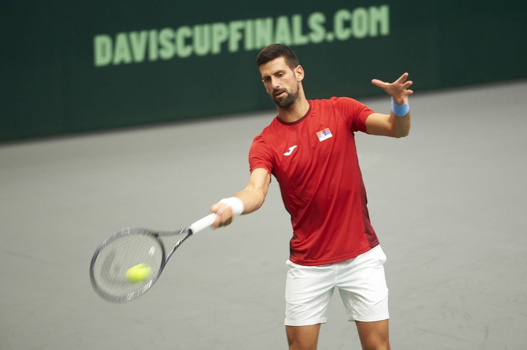 戴维斯杯险胜年终总决赛,德约科维奇刷新纪录 戴维斯杯险胜年终总决赛,德约科维奇刷新纪录