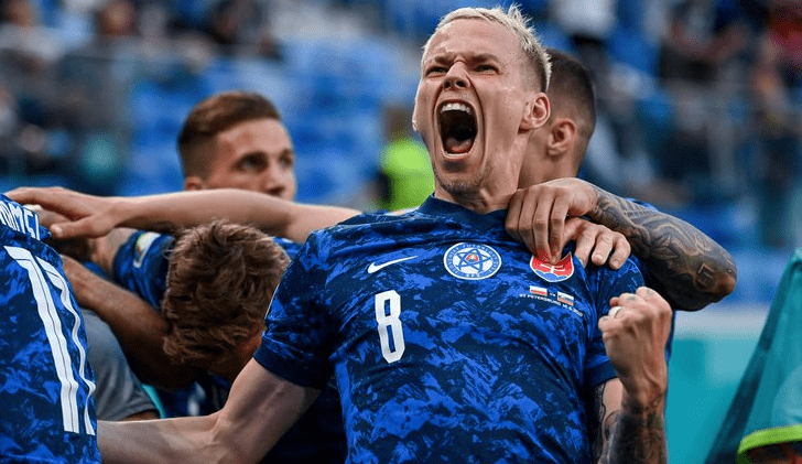 欧国联小组赛：波黑队喜获重要胜利