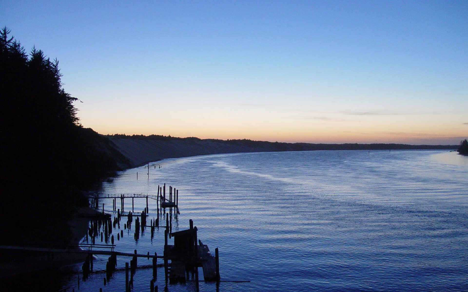 东方防线崩塌，卡瓦哈尔的匕首如何刺穿那不勒斯的荣耀