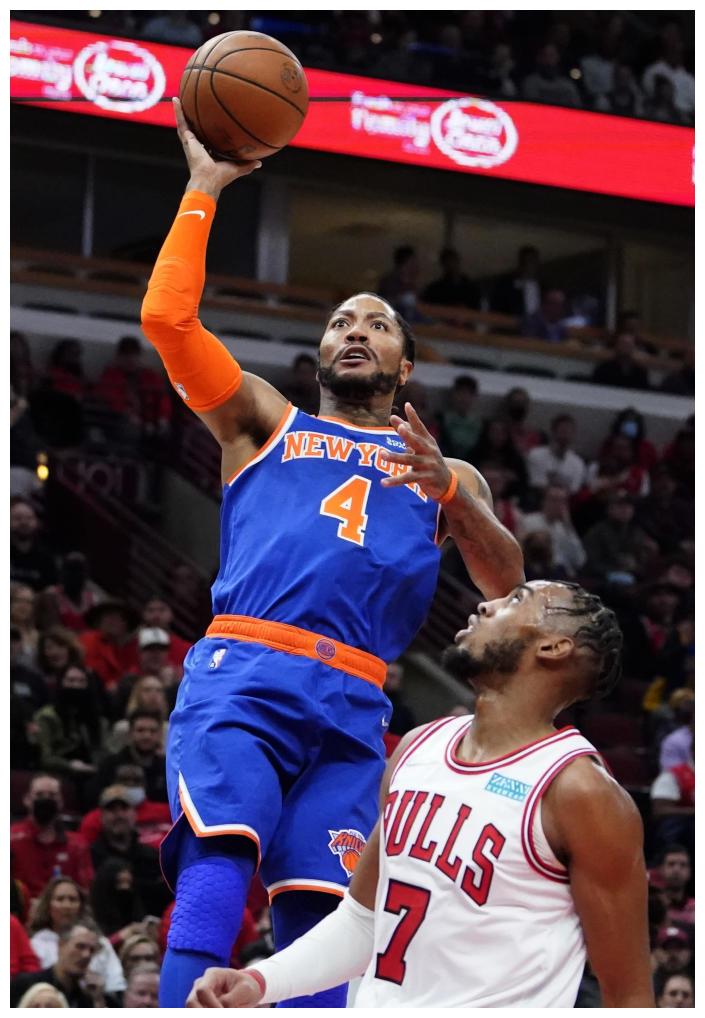 哈利伯顿统治全场，公牛最后时刻击败广东队