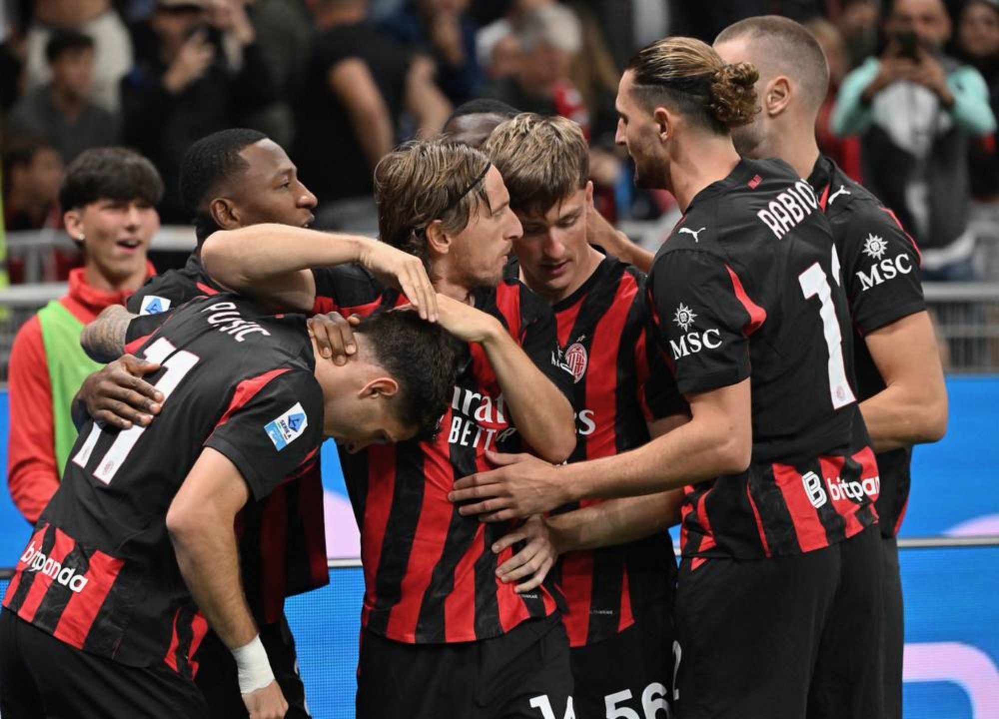 国际米兰击溃埃及，富安健洋在西甲国家德比接管比赛